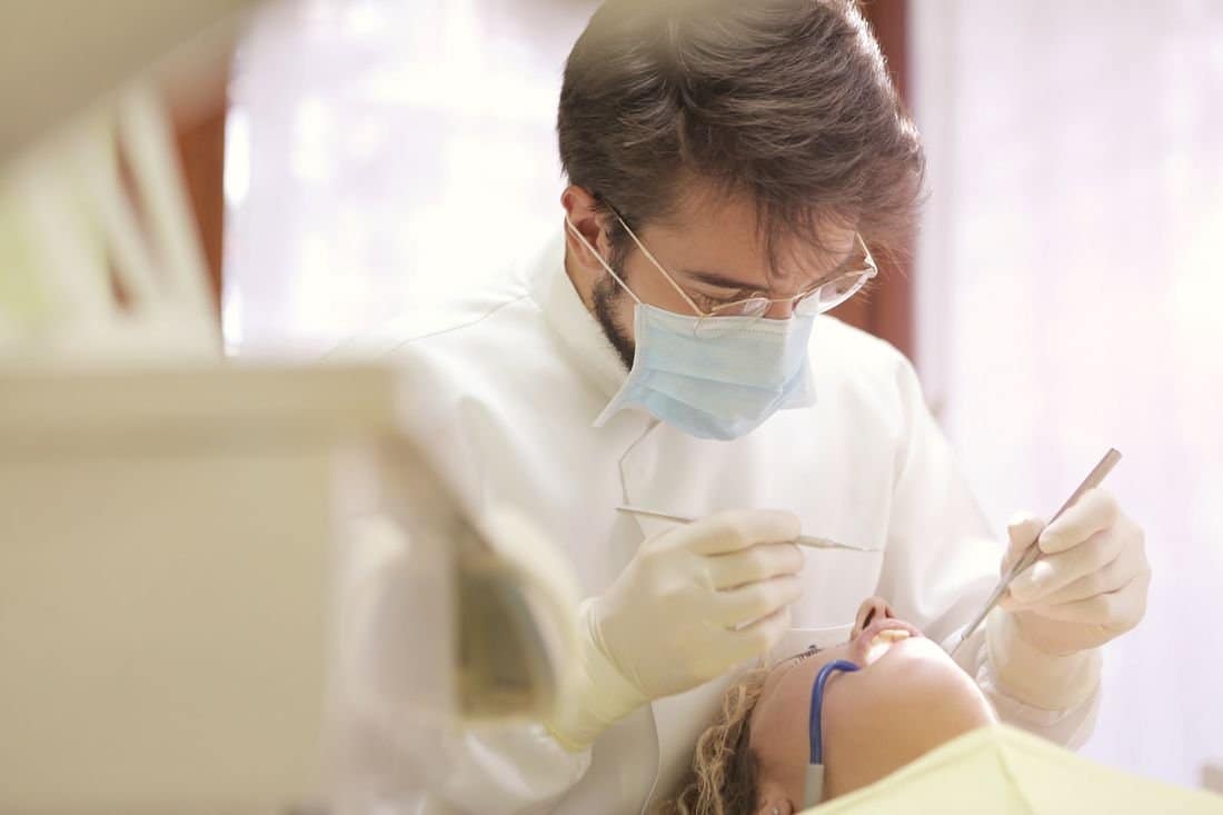 Gentle tooth extraction at home in Liverpool